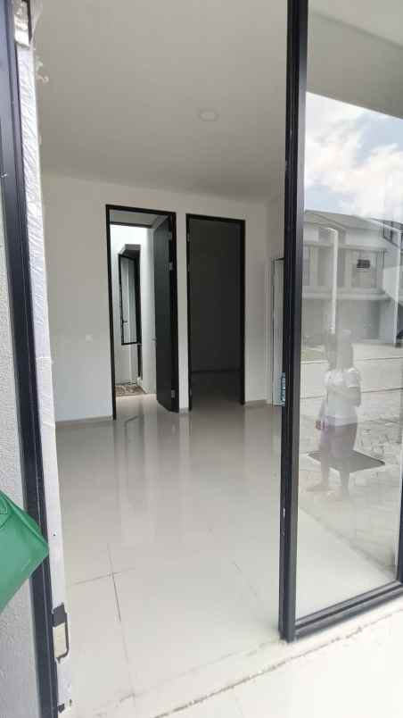 disewakan rumah grand eastern