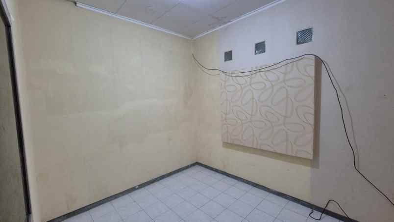 disewakan rumah mulyosari prima