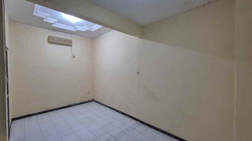disewakan rumah mulyosari prima