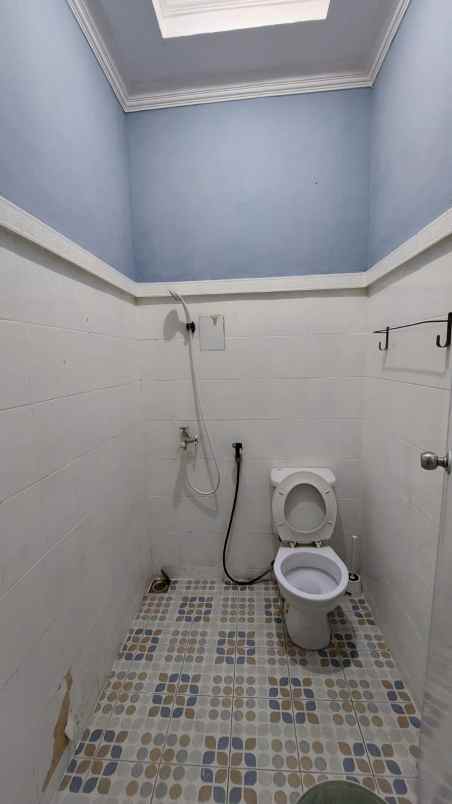 disewakan rumah pantai mentari bulak