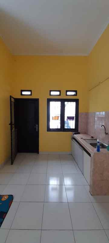 disewakan rumah terusan buah batu