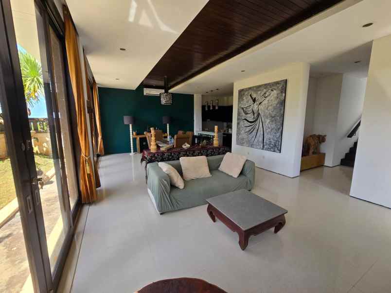disewakan villa ungasan