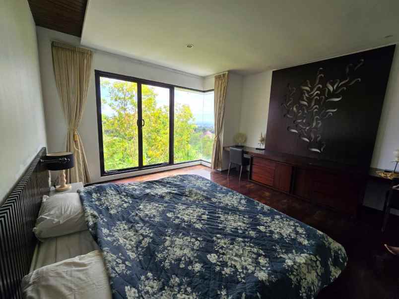 disewakan villa ungasan