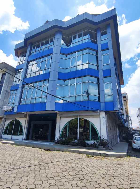 gedung perkantoran di jln manyar sby nego