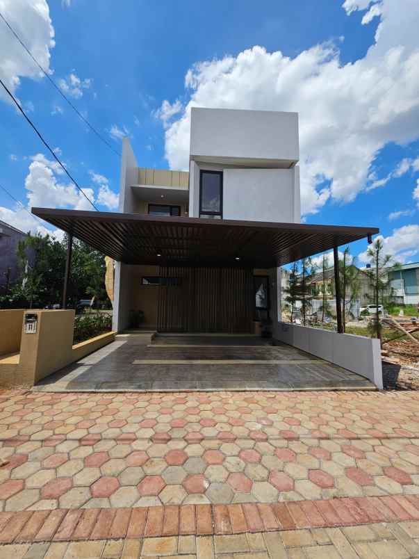 hunian ekslusif double balkon cinangka rn alera