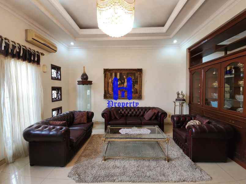 jual rumah di komplek griya riatur jalan tulip medan