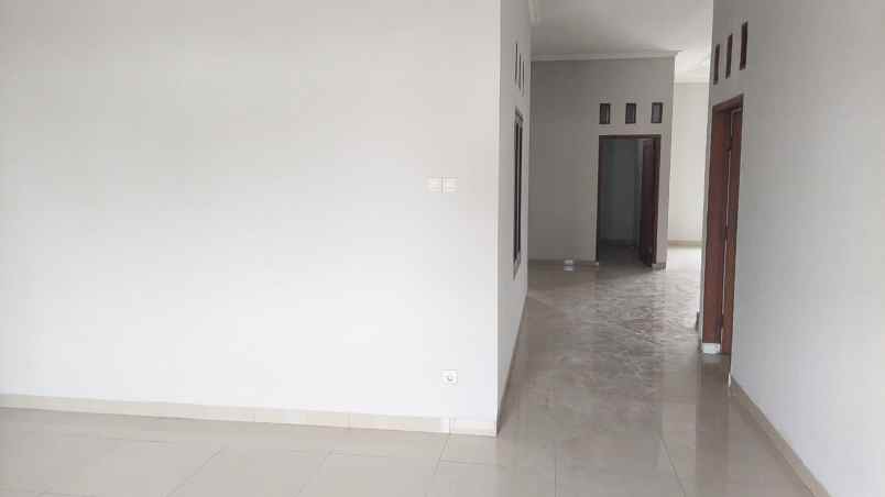 jual rumah mewah nan luas