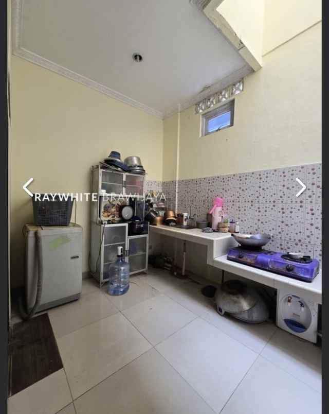 jual rumah strategis bangunan terawat