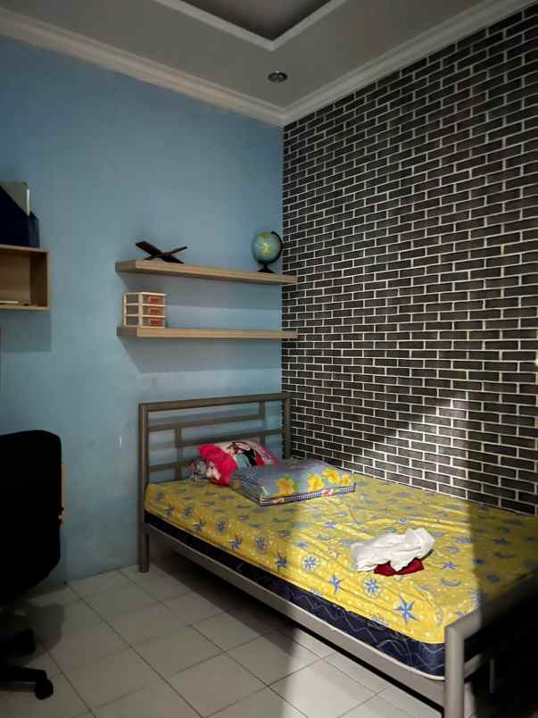 jual rumah strategis lt 92