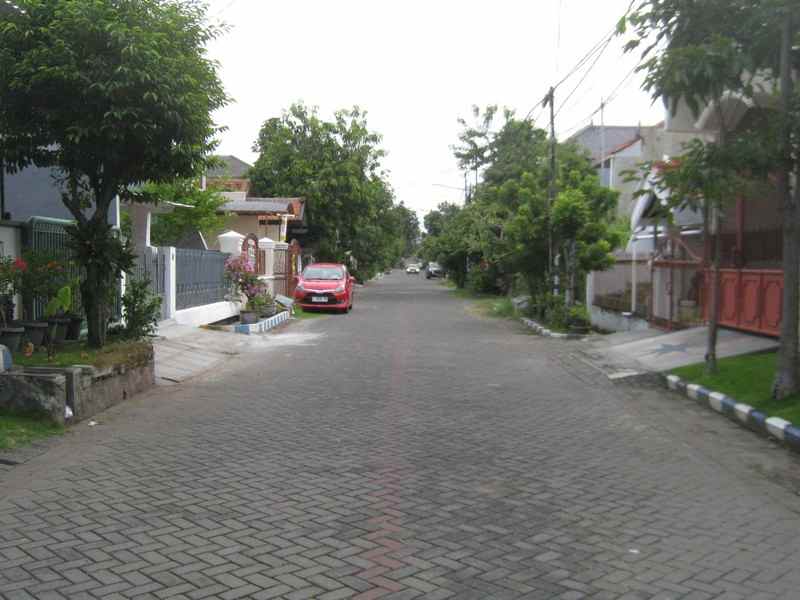 jual sewa rumah mewah shm di tenggilis surabaya
