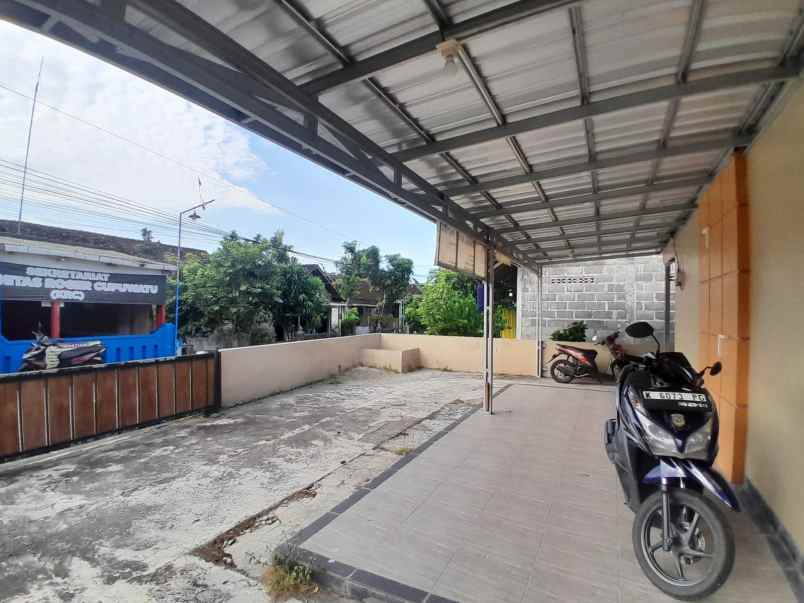 kost 23 kamar dijual murah dekat kampus ukrim