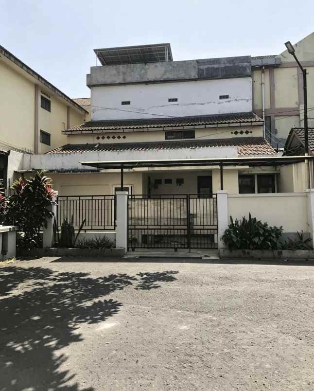 kost an aktif di komplek taman cipadung dekat kampus