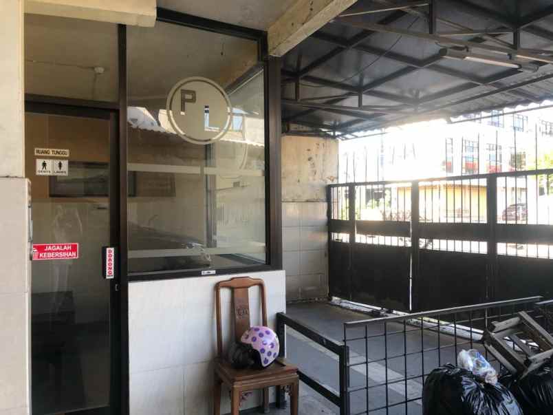 raya rungkut tempat cocok untuk dibuat tempat usaha