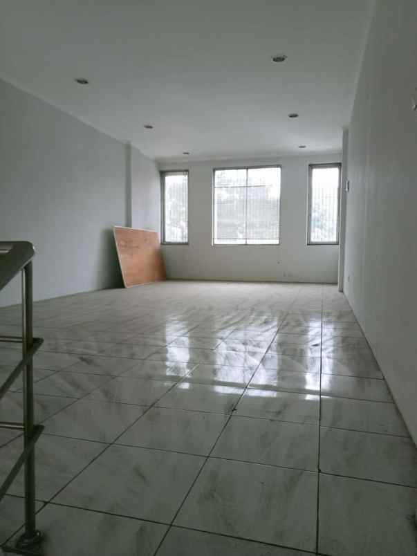 ruko 3 lantai terdekat paris van java mall bandung