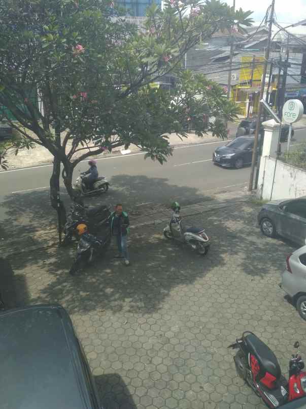 ruko baru jl kesehatan bintaro 3 lantai 180 jt thn