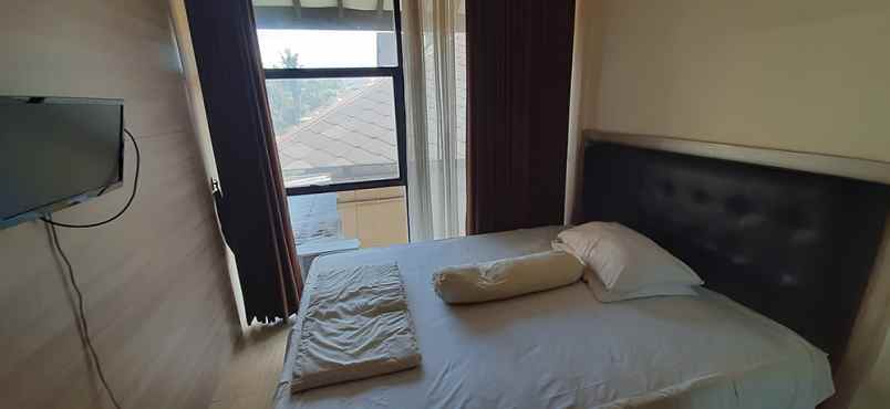 ruko gudang kantor jalan mustang