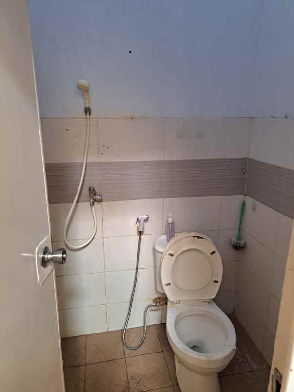 rumah 1 lantai asri aman dan nyaman di joyogrand