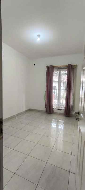 rumah 1 lantai di cluster harmoni harapan indah bekasi