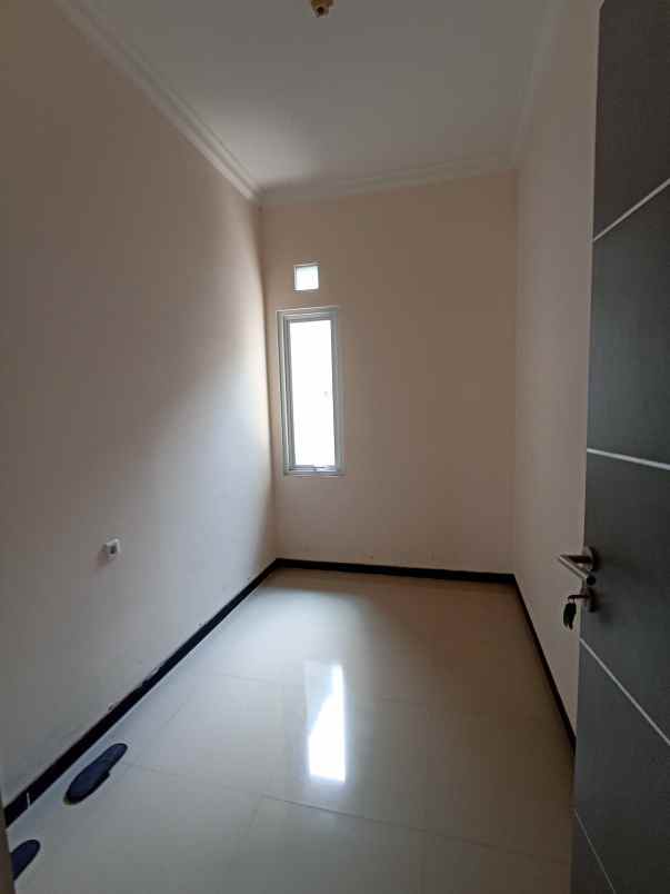 rumah 1 lantai sukolilo dian regency full furnish nego