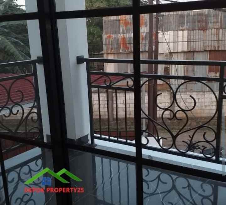 rumah 2 lantai free biaya biaya dekat tol desari