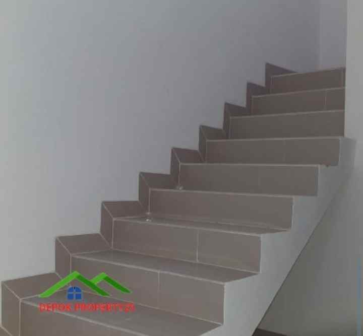 rumah 2 lantai free biaya biaya dekat tol desari