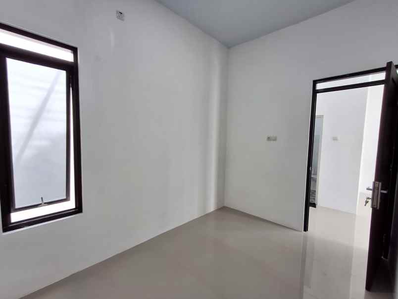 rumah 2 lantai scandinavian di zona wisata prambanan