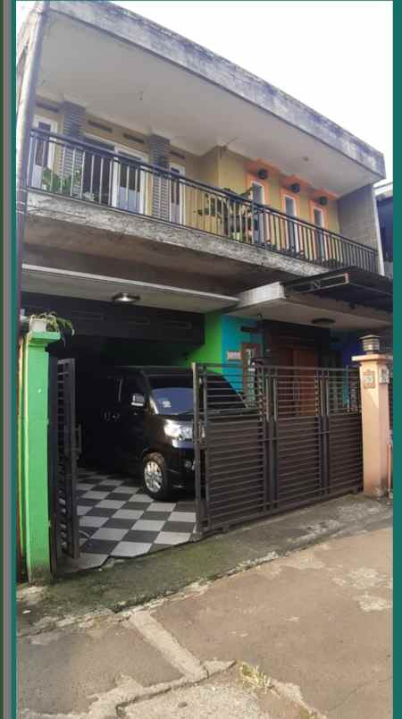 rumah 3 lantai di cipayung jakarta timur