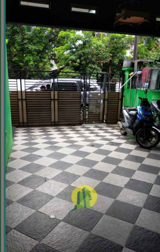 rumah 3 lantai di cipayung jakarta timur