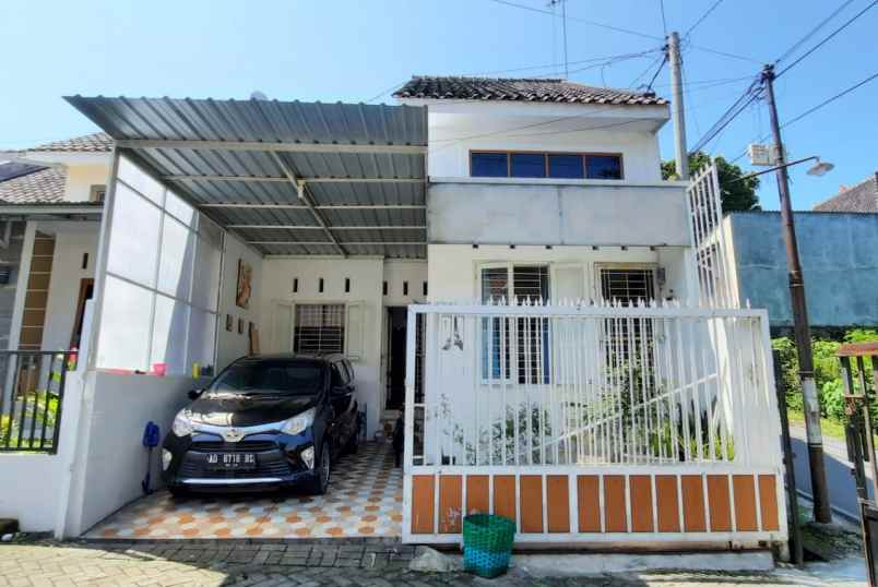 rumah banjarsari surakarta jateng