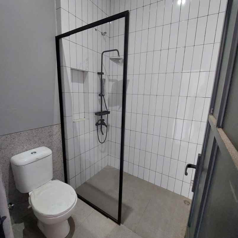 rumah baru cluster 6 unit jl magelang km 12 sleman