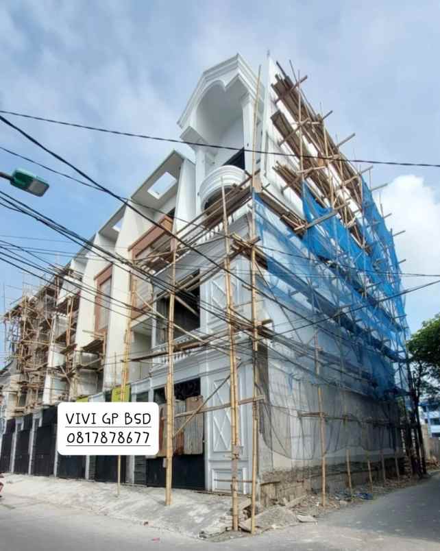 rumah baru di teluk gong jakarta barat