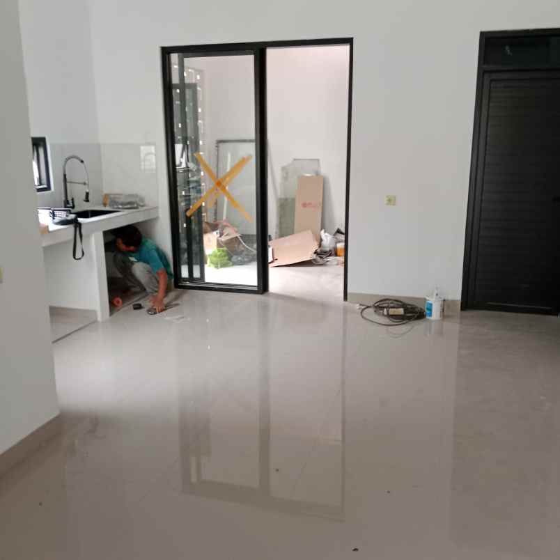 rumah baru dua lantai margacinta buahbatu bandung