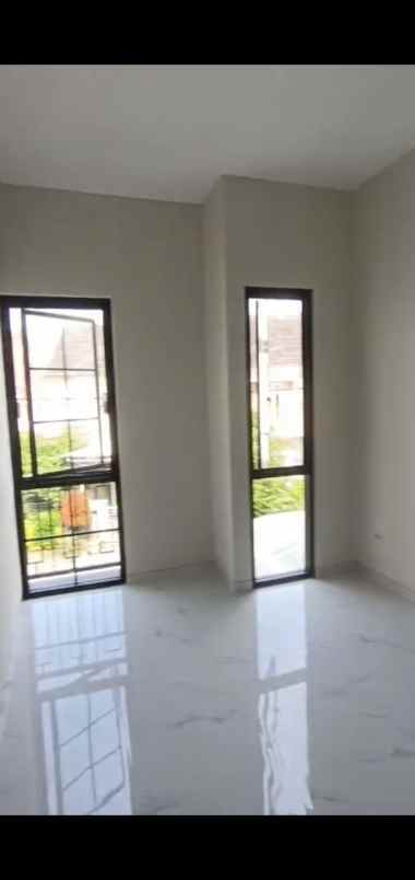 rumah baru gress pantai mentari