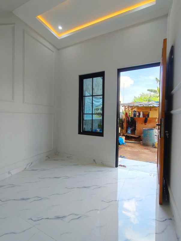 rumah baru klasik modern di setu cipayung jaktim