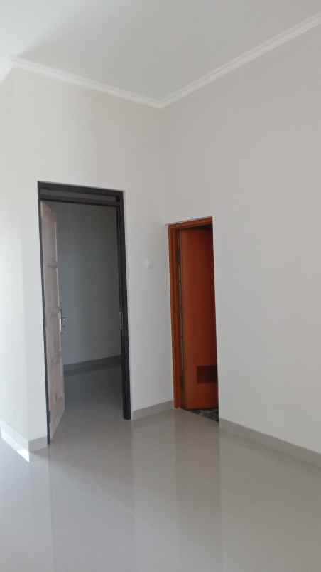 rumah baru siap huni cisaranten arcamanik