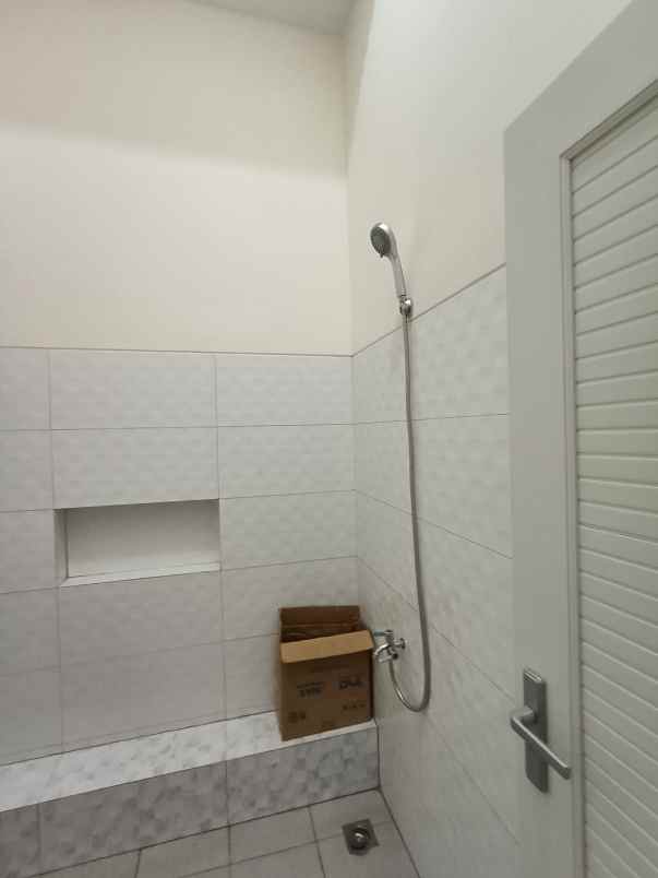 rumah baru siap huni di gunungpati kota semarang