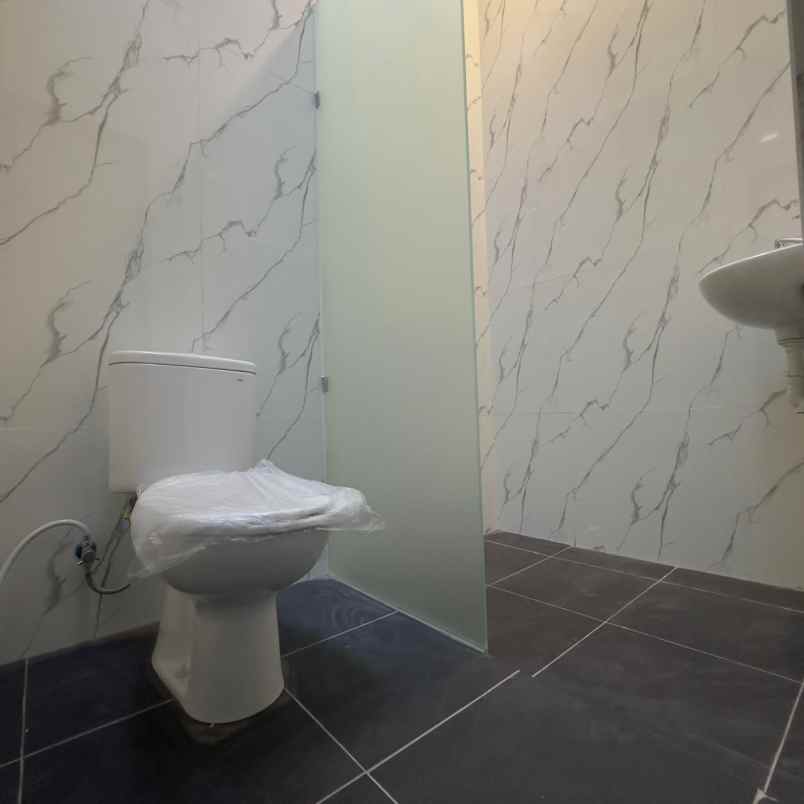 rumah bonus furnish palagan km 6 selatan hotel hyatt