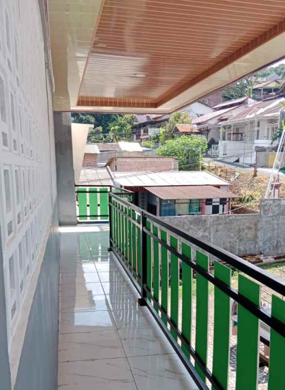 rumah borobudur manyaran semarang barat