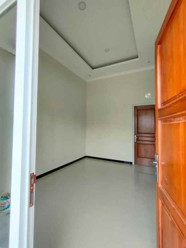 rumah cluster di banyumanik kota semarang