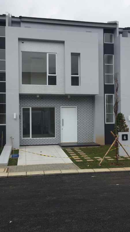 rumah delta mas cikarang pusat