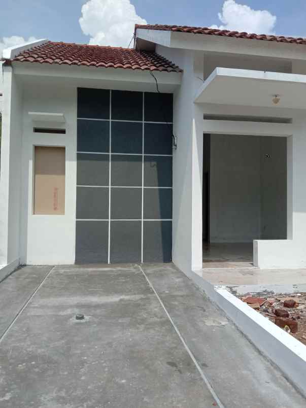 rumah desa wargaluyu kec