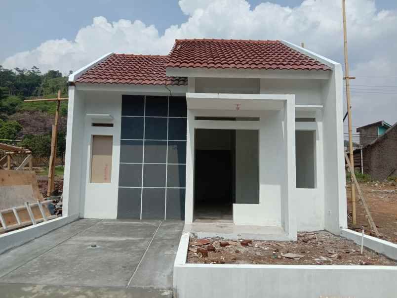 rumah desa wargaluyu kec