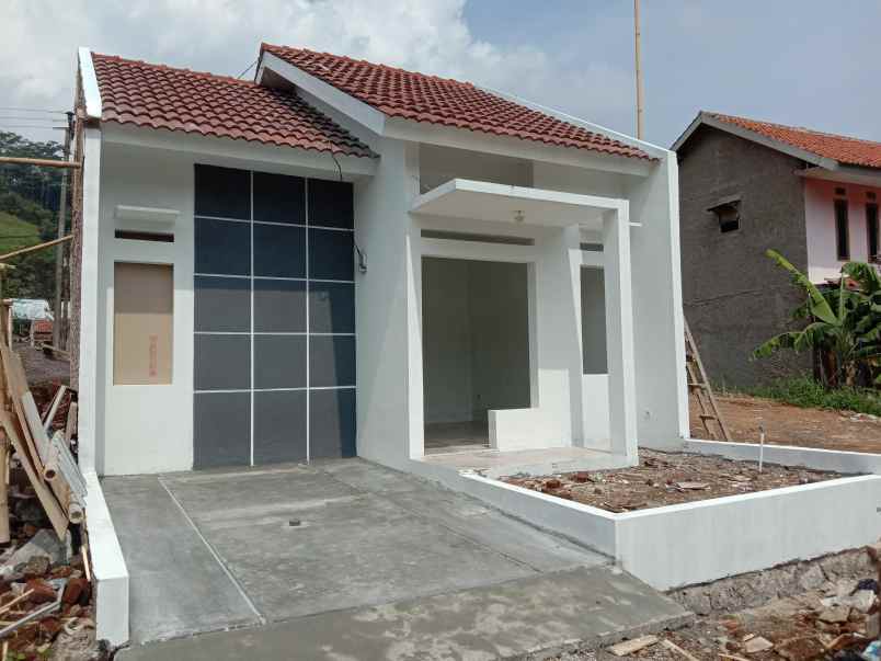 rumah desa wargaluyu kec