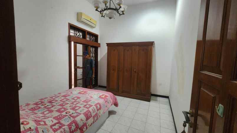 rumah dharmahusada indah manyar kertajaya full furnish