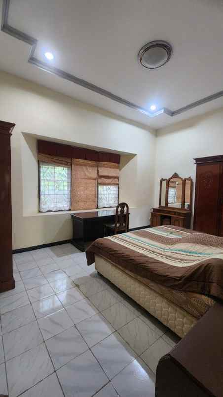 rumah dharmahusada indah manyar kertajaya full furnish