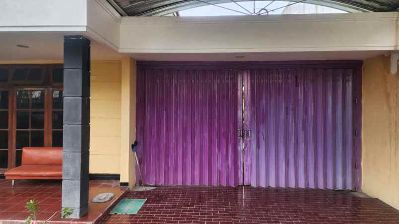 rumah dharmahusada indah manyar kertajaya full furnish