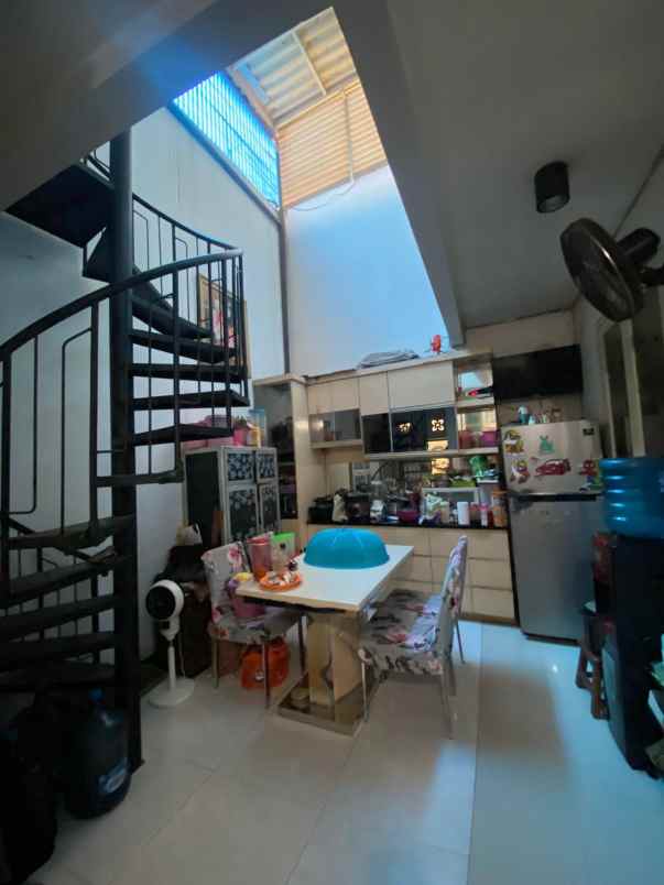 rumah dijual aries tambaksari surabaya timur