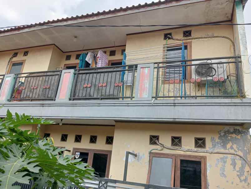 rumah dua lantai siap huni dan strategis