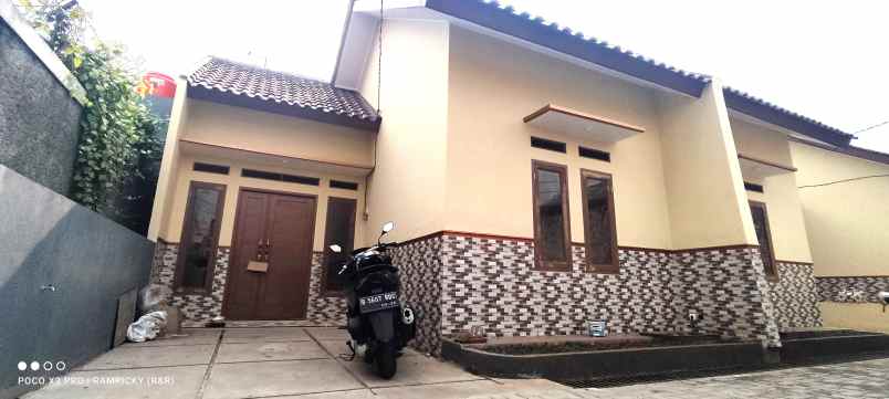 rumah jalan komplek pemda jatiasih
