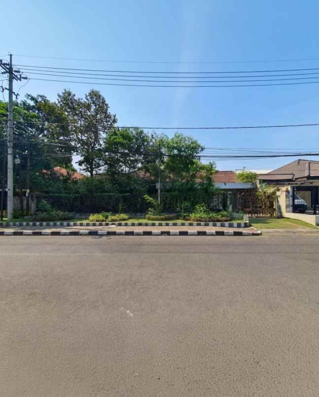 rumah jemursari selatan strategis murah row 3 5 mobil